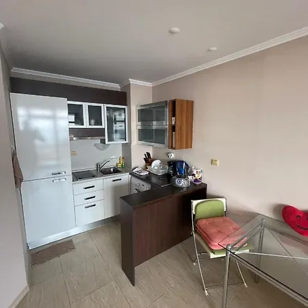 Private Deluxe In Complex Diamond Apartment